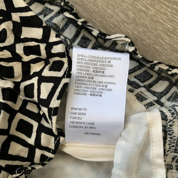 Urban Outfitters Tie-Shoulder geo print mini dress - Picture 3 of 16